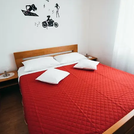 Apartmani Tamaris Vodice Esterno foto
