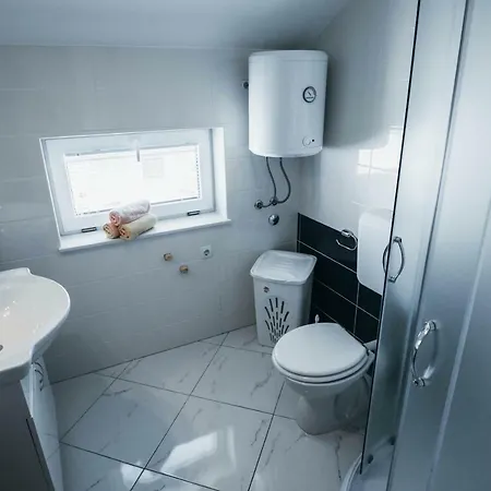 Apartmani Tamaris Vodice Esterno foto