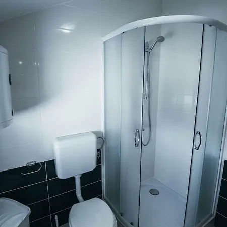 Apartmani Tamaris Vodice Esterno foto